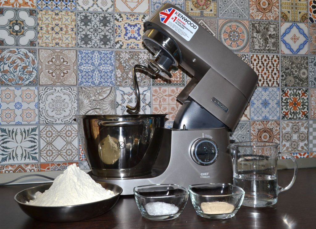 eteta bagheta fantuzeasca - robot de bucatarie kenwood 